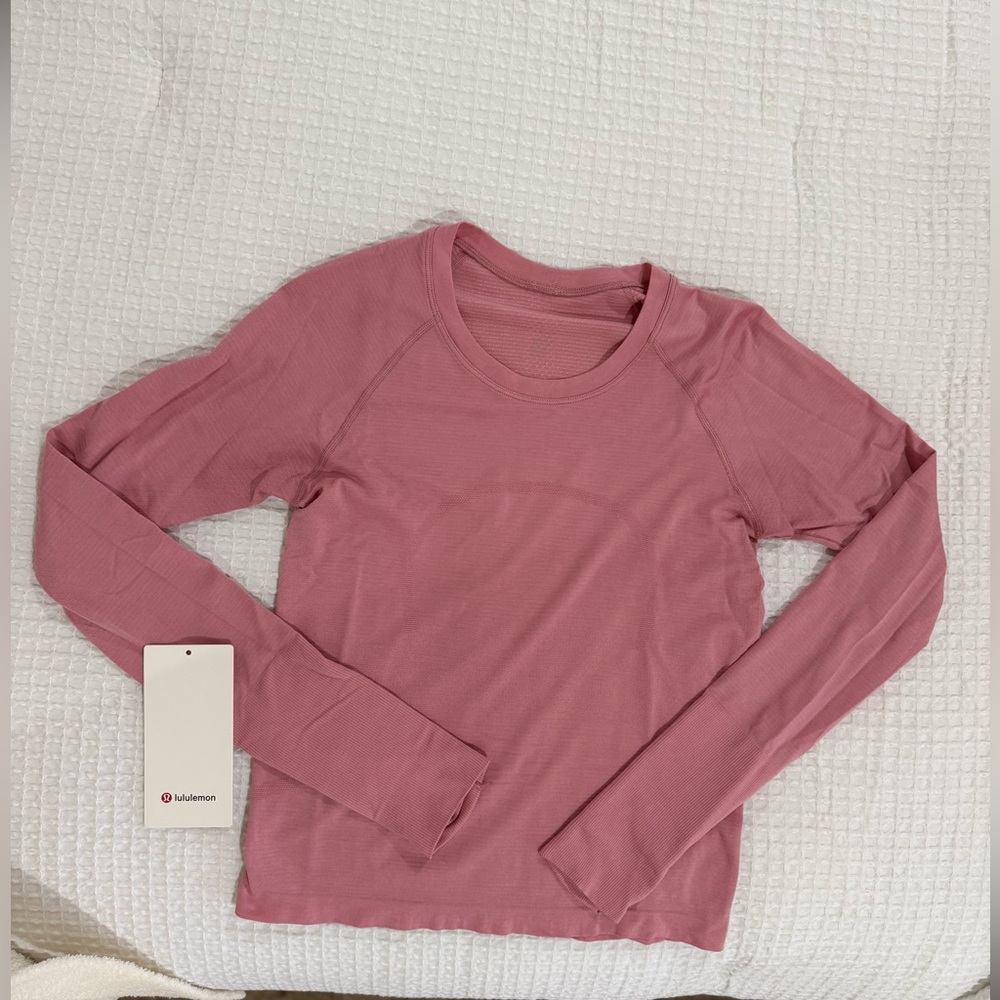 Lululemon Swiftly Tech 2.0 Long Sleeve - Picture 3 of 5